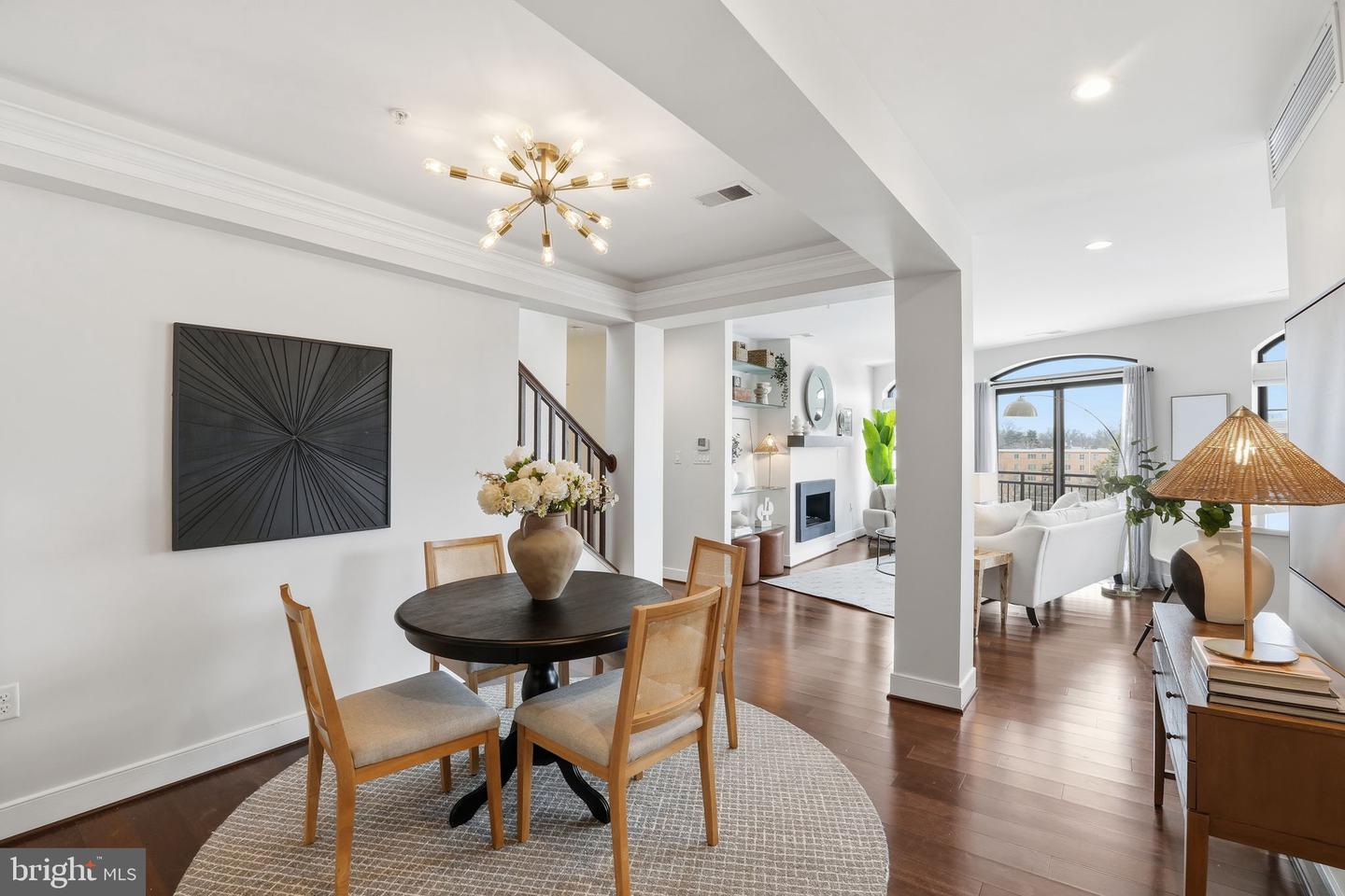 2702 LANGSTON BLVD #4B, ARLINGTON, Virginia 22201, 2 Bedrooms Bedrooms, ,2 BathroomsBathrooms,Residential,For sale,2702 LANGSTON BLVD #4B,VAAR2068026 MLS # VAAR2068026