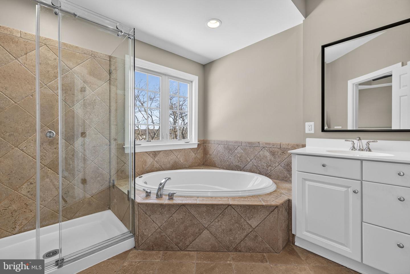 18544 PERDIDO BAY TER, LEESBURG, Virginia 20176, 3 Bedrooms Bedrooms, ,3 BathroomsBathrooms,Residential,For sale,18544 PERDIDO BAY TER,VALO2114534 MLS # VALO2114534