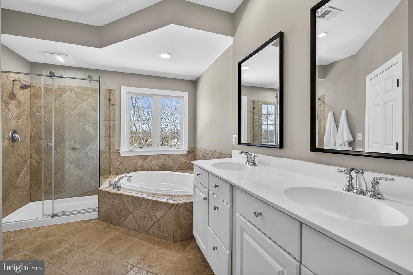 18544 PERDIDO BAY TER, LEESBURG, Virginia 20176, 3 Bedrooms Bedrooms, ,3 BathroomsBathrooms,Residential,For sale,18544 PERDIDO BAY TER,VALO2114534 MLS # VALO2114534