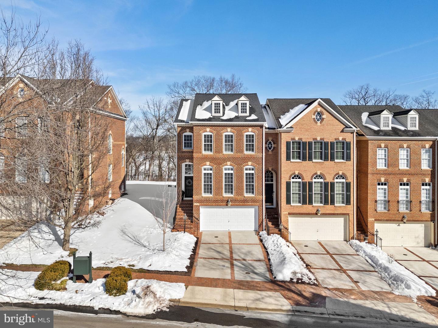 18544 PERDIDO BAY TER, LEESBURG, Virginia 20176, 3 Bedrooms Bedrooms, ,3 BathroomsBathrooms,Residential,For sale,18544 PERDIDO BAY TER,VALO2114534 MLS # VALO2114534