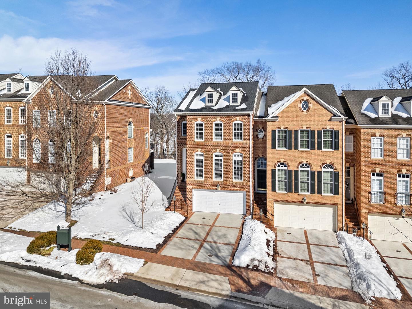 18544 PERDIDO BAY TER, LEESBURG, Virginia 20176, 3 Bedrooms Bedrooms, ,3 BathroomsBathrooms,Residential,For sale,18544 PERDIDO BAY TER,VALO2114534 MLS # VALO2114534