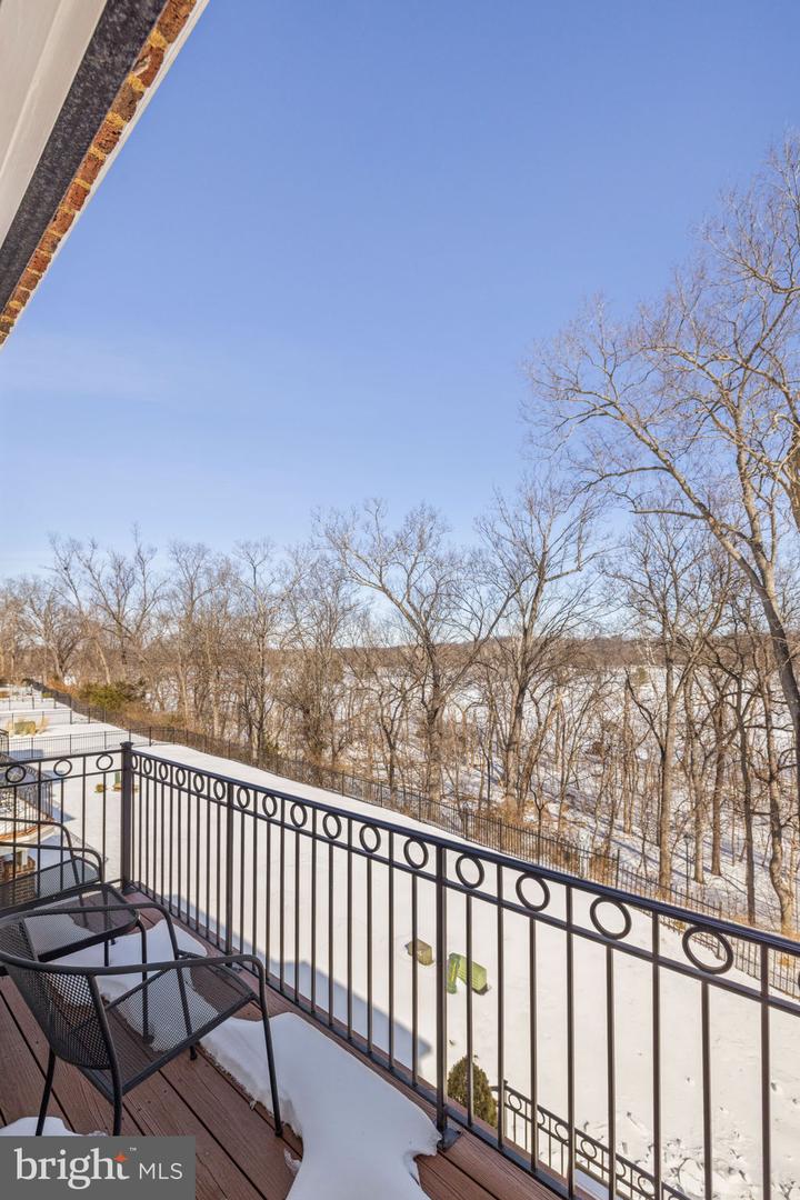 18544 PERDIDO BAY TER, LEESBURG, Virginia 20176, 3 Bedrooms Bedrooms, ,3 BathroomsBathrooms,Residential,For sale,18544 PERDIDO BAY TER,VALO2114534 MLS # VALO2114534