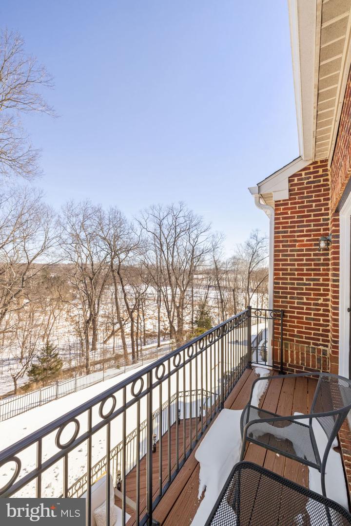 18544 PERDIDO BAY TER, LEESBURG, Virginia 20176, 3 Bedrooms Bedrooms, ,3 BathroomsBathrooms,Residential,For sale,18544 PERDIDO BAY TER,VALO2114534 MLS # VALO2114534