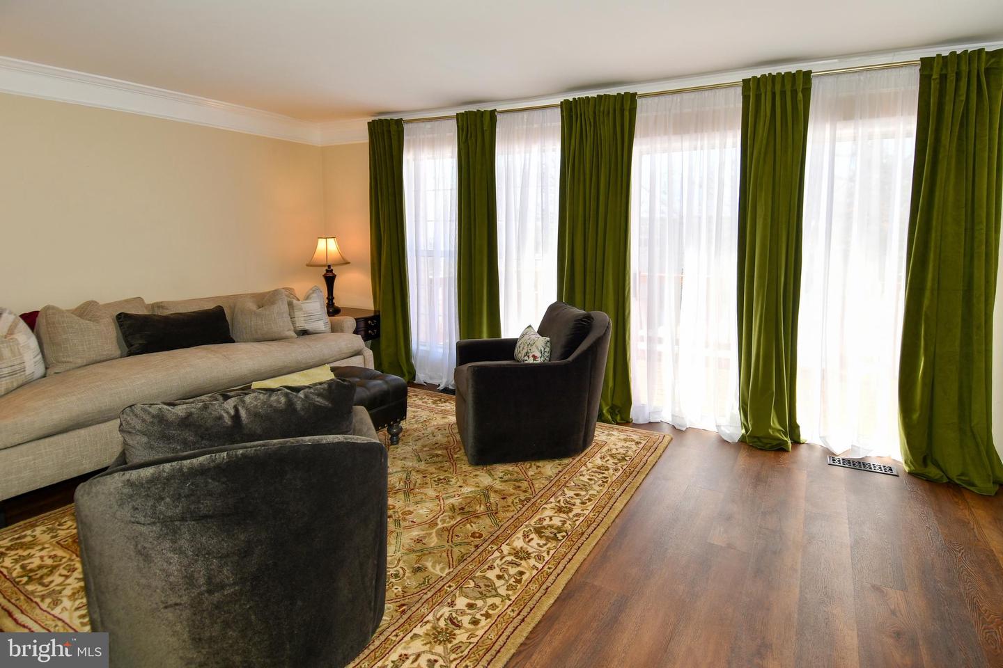 2697 MCGUFFEYS CT, WOODBRIDGE, Virginia 22191, 3 Bedrooms Bedrooms, ,2 BathroomsBathrooms,Residential,For sale,2697 MCGUFFEYS CT,VAPW2111146 MLS # VAPW2111146