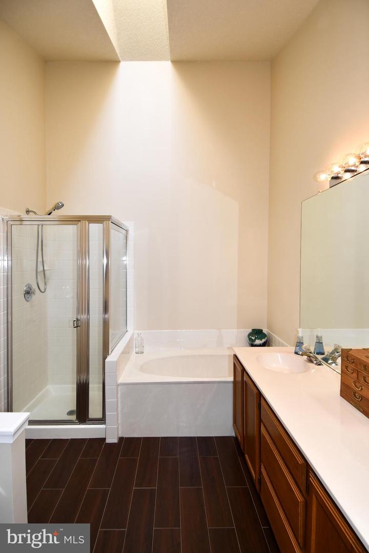 2697 MCGUFFEYS CT, WOODBRIDGE, Virginia 22191, 3 Bedrooms Bedrooms, ,2 BathroomsBathrooms,Residential,For sale,2697 MCGUFFEYS CT,VAPW2111146 MLS # VAPW2111146