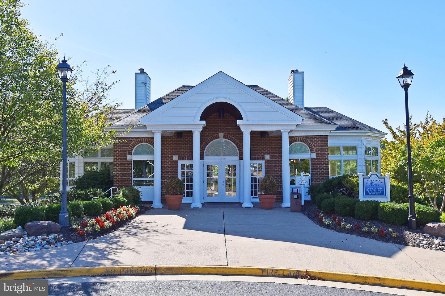 2697 MCGUFFEYS CT, WOODBRIDGE, Virginia 22191, 3 Bedrooms Bedrooms, ,2 BathroomsBathrooms,Residential,For sale,2697 MCGUFFEYS CT,VAPW2111146 MLS # VAPW2111146