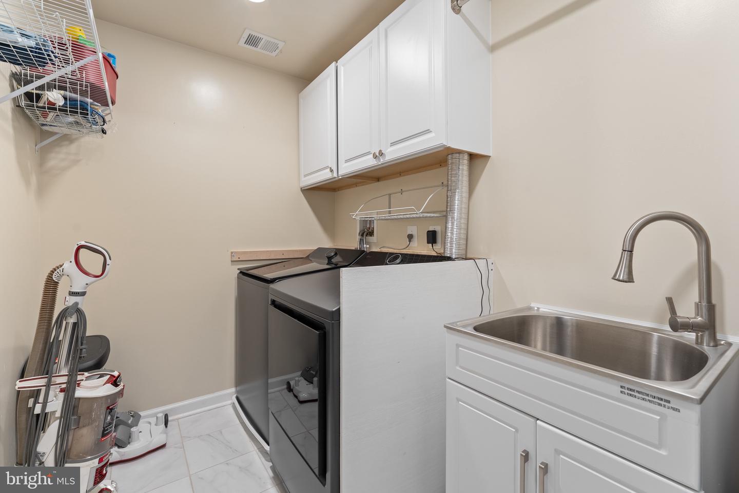 22 IRIS LN, STAFFORD, Virginia 22554, 4 Bedrooms Bedrooms, ,4 BathroomsBathrooms,Residential,For sale,22 IRIS LN,VAST2045472 MLS # VAST2045472