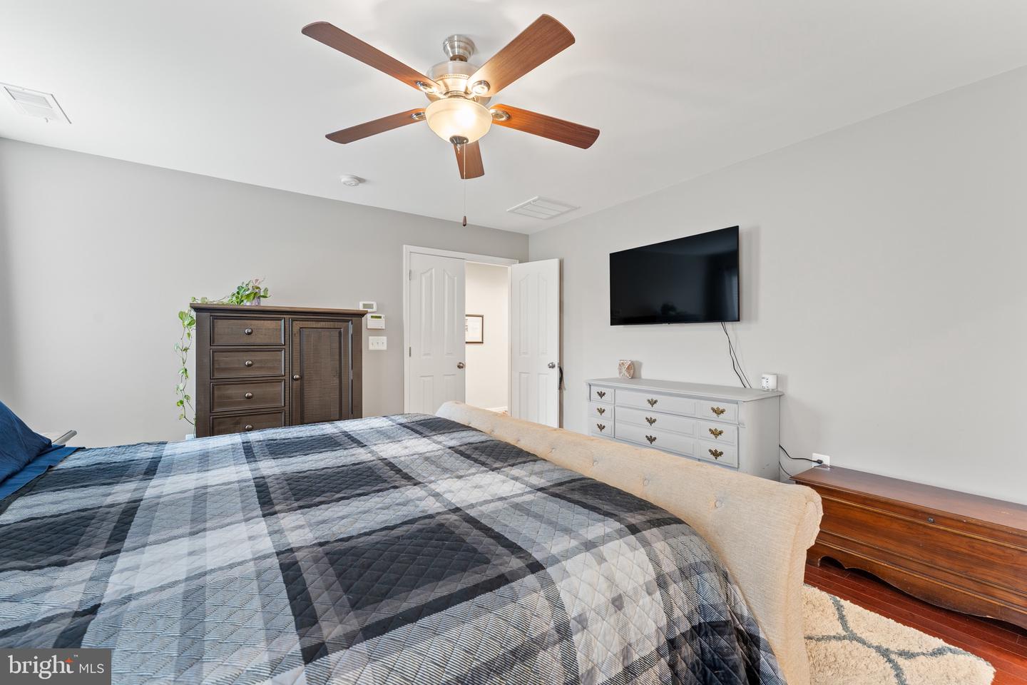 22 IRIS LN, STAFFORD, Virginia 22554, 4 Bedrooms Bedrooms, ,4 BathroomsBathrooms,Residential,For sale,22 IRIS LN,VAST2045472 MLS # VAST2045472