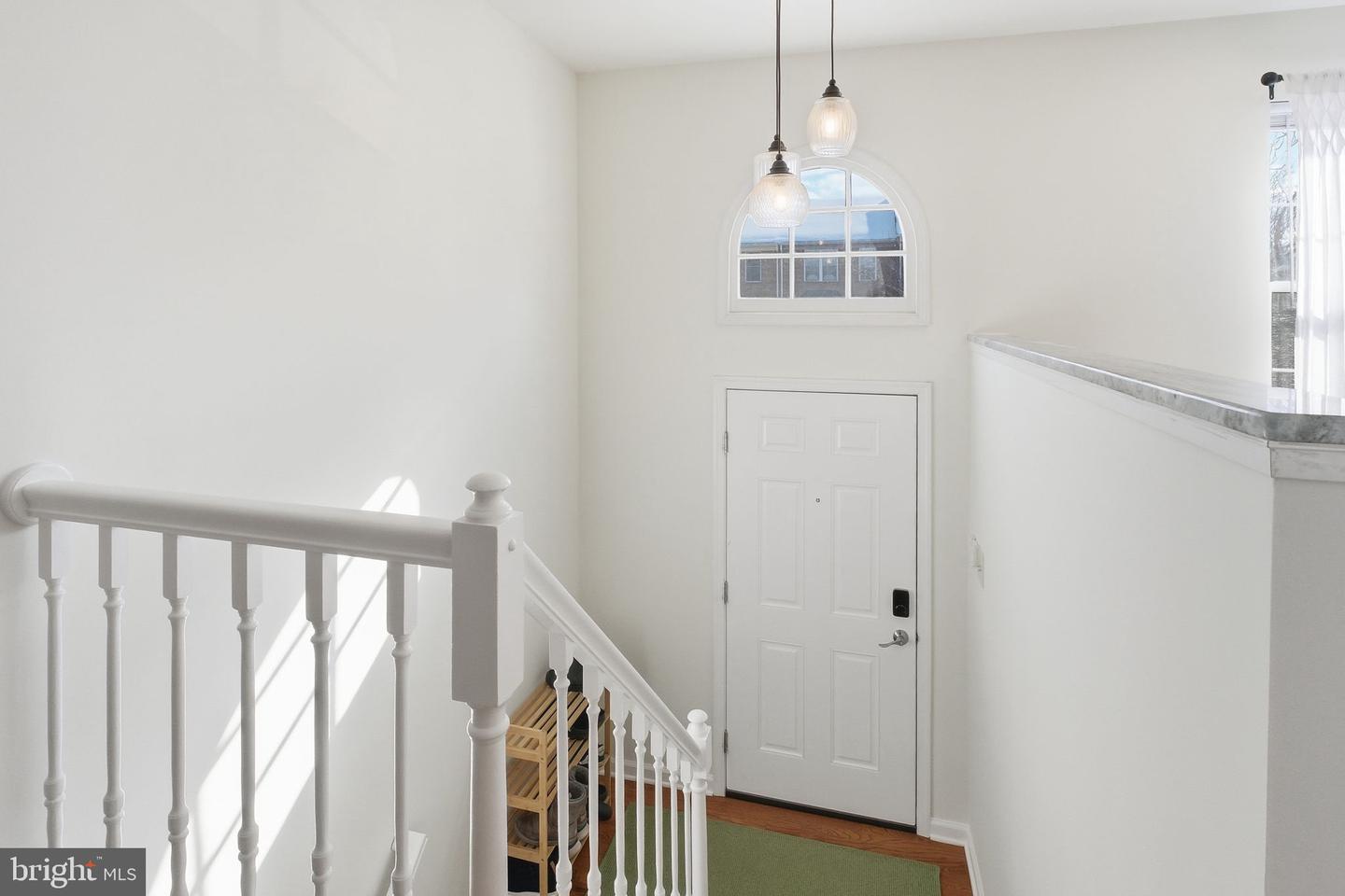 5206 LEEWARD LN, ALEXANDRIA, Virginia 22315, 3 Bedrooms Bedrooms, ,3 BathroomsBathrooms,Residential,For sale,5206 LEEWARD LN,VAFX2287494 MLS # VAFX2287494