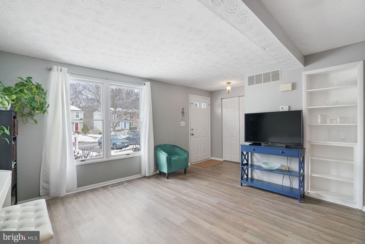 7724 CAMP ALGER AVE, FALLS CHURCH, Virginia 22042, 3 Bedrooms Bedrooms, ,2 BathroomsBathrooms,Residential,For sale,7724 CAMP ALGER AVE,VAFX2287504 MLS # VAFX2287504