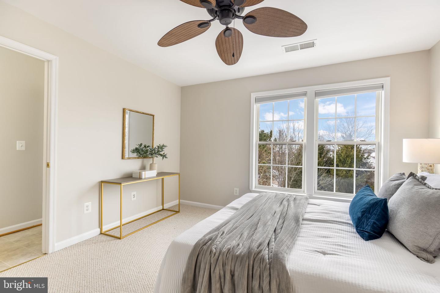 19167 KEPHARTS MILL TER, LEESBURG, Virginia 20176, 3 Bedrooms Bedrooms, 7 Rooms Rooms,2 BathroomsBathrooms,Residential,For sale,19167 KEPHARTS MILL TER,VALO2114638 MLS # VALO2114638