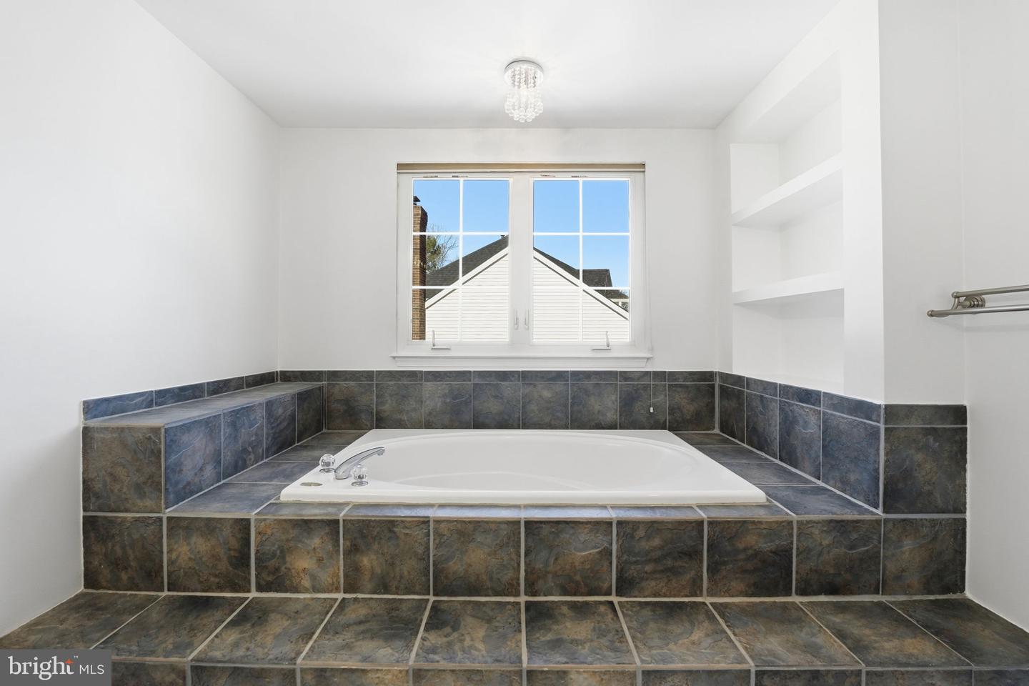 468 DEVON DR, WARRENTON, Virginia 20186, 4 Bedrooms Bedrooms, ,2 BathroomsBathrooms,Residential,For sale,468 DEVON DR,VAFQ2020296 MLS # VAFQ2020296