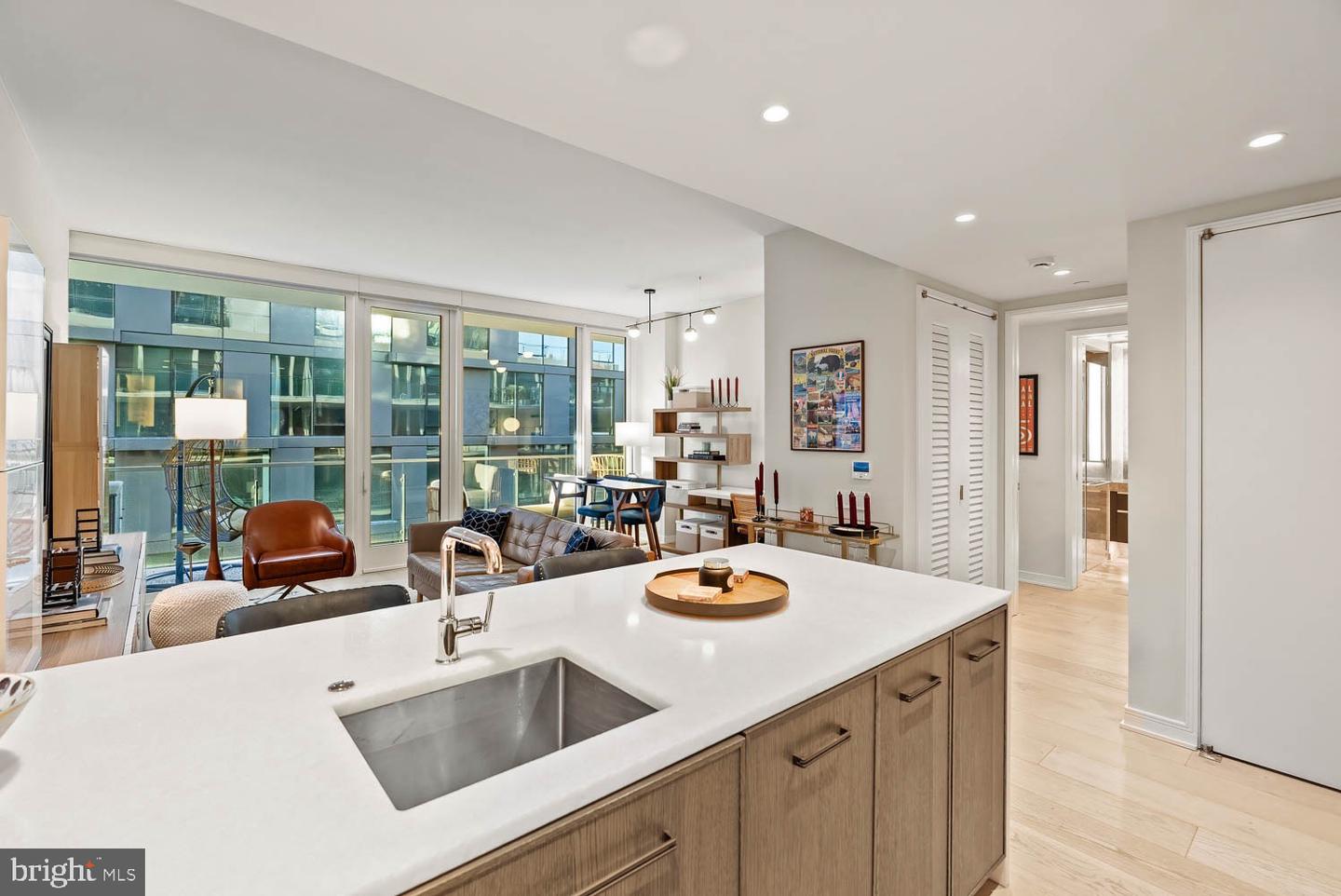 601 WHARF ST SW #411, WASHINGTON, District Of Columbia 20024, 1 Bedroom Bedrooms, ,1 BathroomBathrooms,Residential,For sale,601 WHARF ST SW #411,DCDC2243246 MLS # DCDC2243246