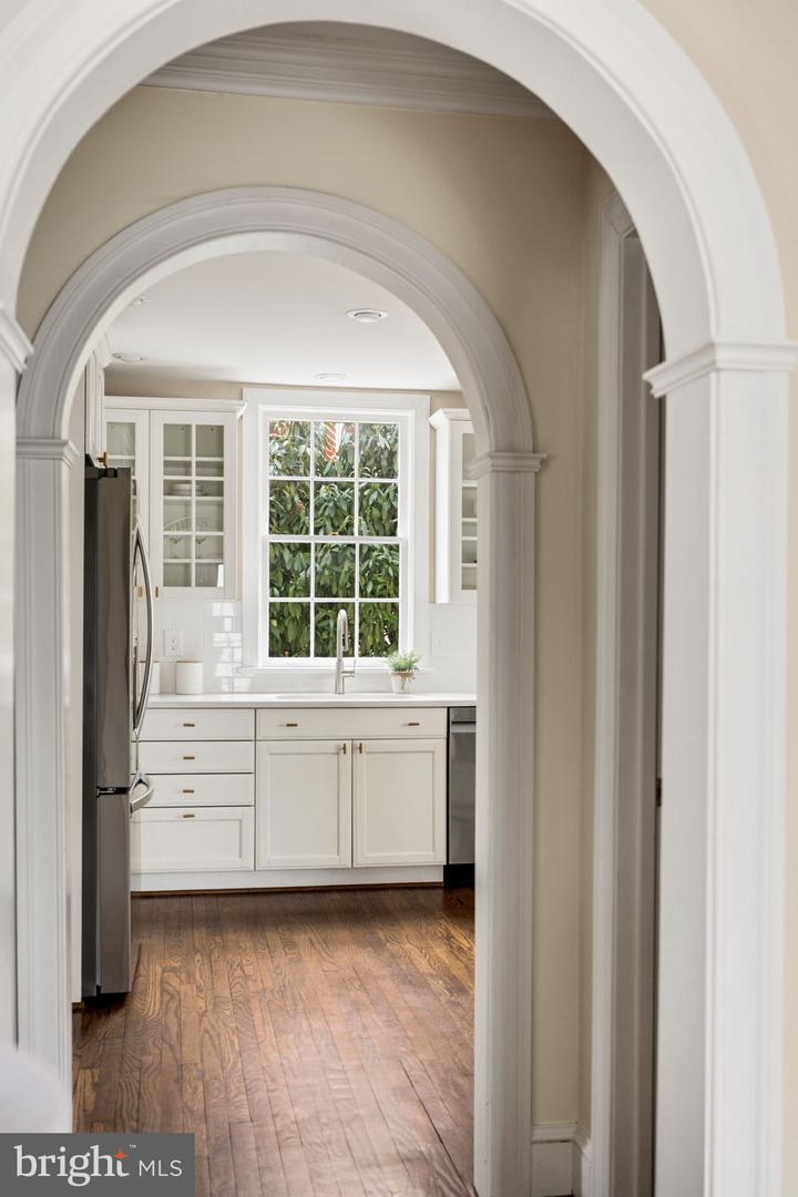 3408 ALABAMA AVE, ALEXANDRIA, Virginia 22305, 4 Bedrooms Bedrooms, ,3 BathroomsBathrooms,Residential,For sale,3408 ALABAMA AVE,VAAX2053542 MLS # VAAX2053542