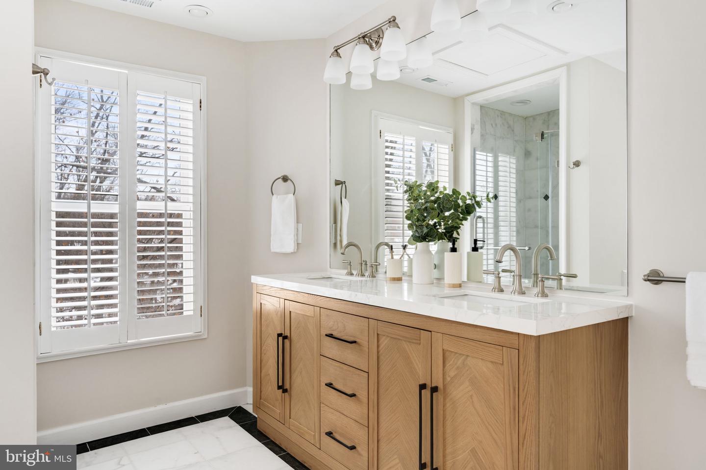 3408 ALABAMA AVE, ALEXANDRIA, Virginia 22305, 4 Bedrooms Bedrooms, ,3 BathroomsBathrooms,Residential,For sale,3408 ALABAMA AVE,VAAX2053542 MLS # VAAX2053542