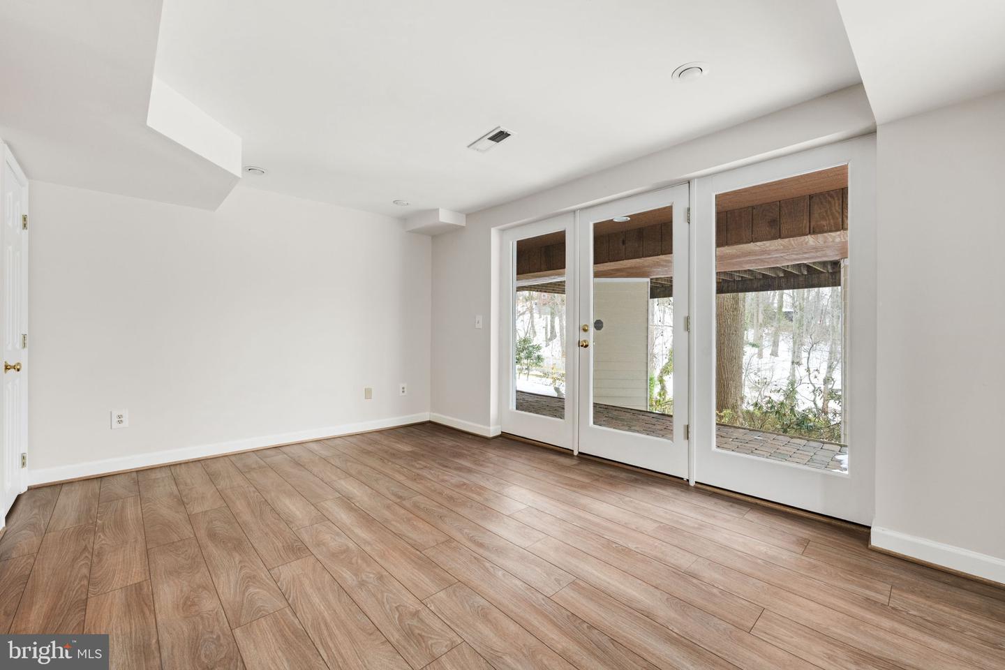 3408 ALABAMA AVE, ALEXANDRIA, Virginia 22305, 4 Bedrooms Bedrooms, ,3 BathroomsBathrooms,Residential,For sale,3408 ALABAMA AVE,VAAX2053542 MLS # VAAX2053542