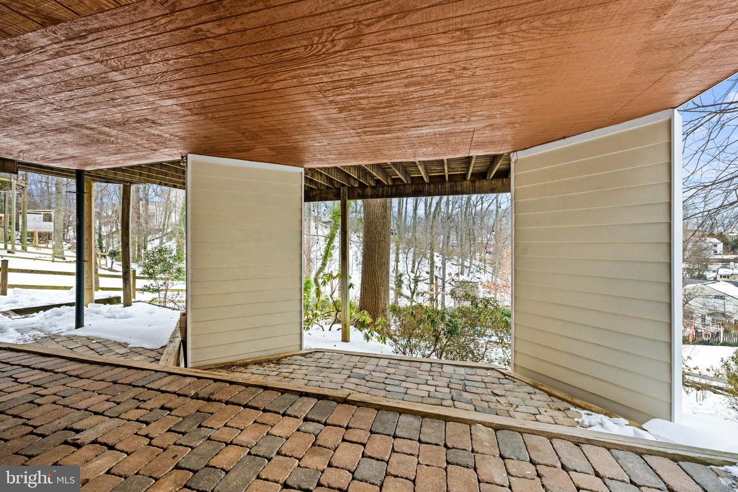 3408 ALABAMA AVE, ALEXANDRIA, Virginia 22305, 4 Bedrooms Bedrooms, ,3 BathroomsBathrooms,Residential,For sale,3408 ALABAMA AVE,VAAX2053542 MLS # VAAX2053542