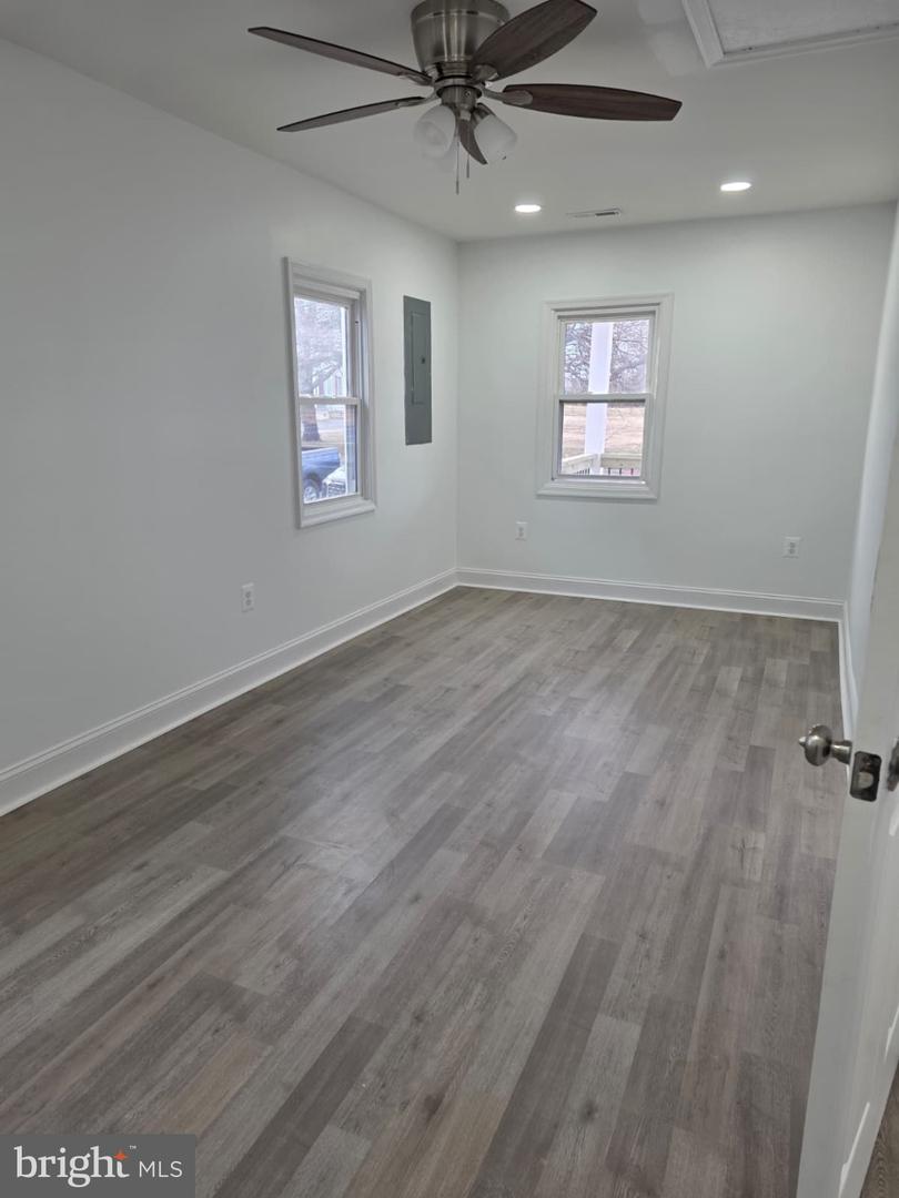 580 YORK AVE, WINCHESTER, Virginia 22601, 2 Bedrooms Bedrooms, 3 Rooms Rooms,1 BathroomBathrooms,Residential,For sale,580 YORK AVE,VAWI2009852 MLS # VAWI2009852