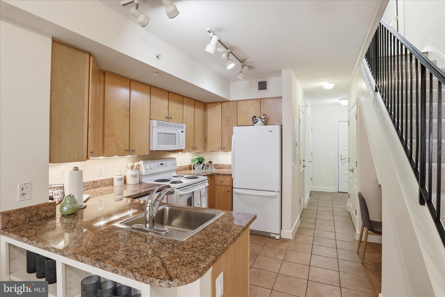616 E ST NW #853, WASHINGTON, District Of Columbia 20004, 2 Bedrooms Bedrooms, ,2 BathroomsBathrooms,Residential,For sale,616 E ST NW #853,DCDC2243350 MLS # DCDC2243350