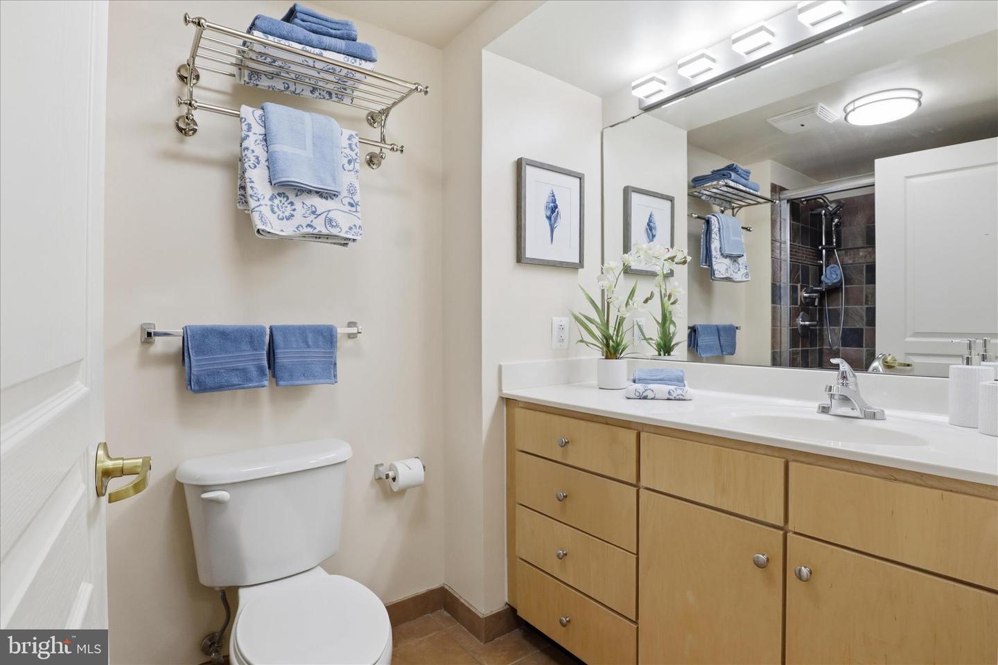 616 E ST NW #853, WASHINGTON, District Of Columbia 20004, 2 Bedrooms Bedrooms, ,2 BathroomsBathrooms,Residential,For sale,616 E ST NW #853,DCDC2243350 MLS # DCDC2243350