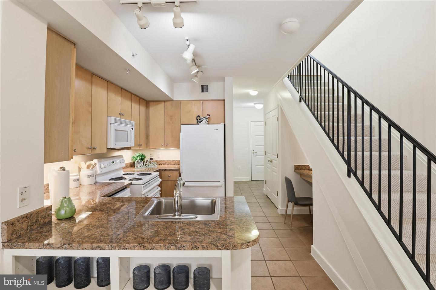 616 E ST NW #853, WASHINGTON, District Of Columbia 20004, 2 Bedrooms Bedrooms, ,2 BathroomsBathrooms,Residential,For sale,616 E ST NW #853,DCDC2243350 MLS # DCDC2243350