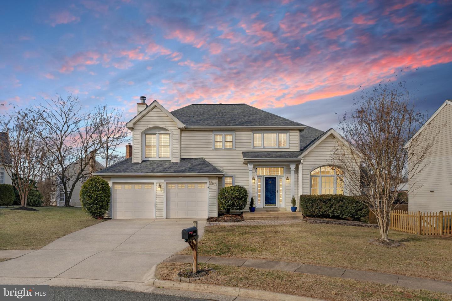 43960 BIDWELL CT, ASHBURN, Virginia 20147, 4 Bedrooms Bedrooms, ,3 BathroomsBathrooms,Residential,For sale,43960 BIDWELL CT,VALO2114728 MLS # VALO2114728