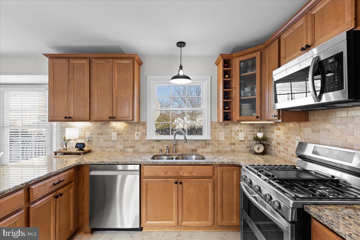 43960 BIDWELL CT, ASHBURN, Virginia 20147, 4 Bedrooms Bedrooms, ,3 BathroomsBathrooms,Residential,For sale,43960 BIDWELL CT,VALO2114728 MLS # VALO2114728