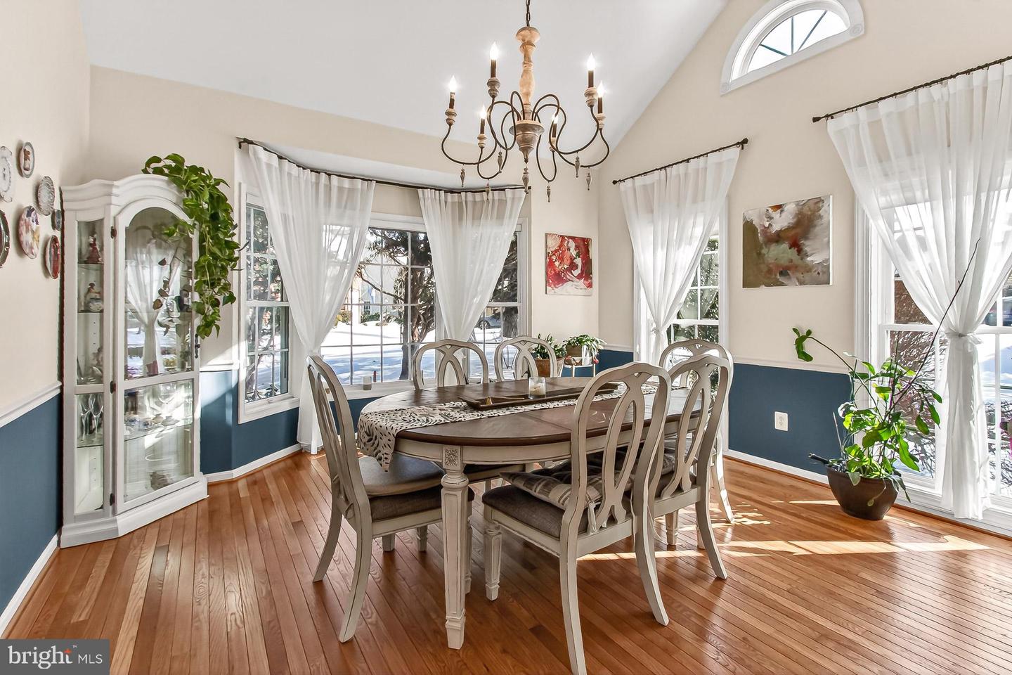 21027 FOREST HIGHLANDS CT, ASHBURN, Virginia 20147, 5 Bedrooms Bedrooms, ,4 BathroomsBathrooms,Residential,For sale,21027 FOREST HIGHLANDS CT,VALO2114756 MLS # VALO2114756