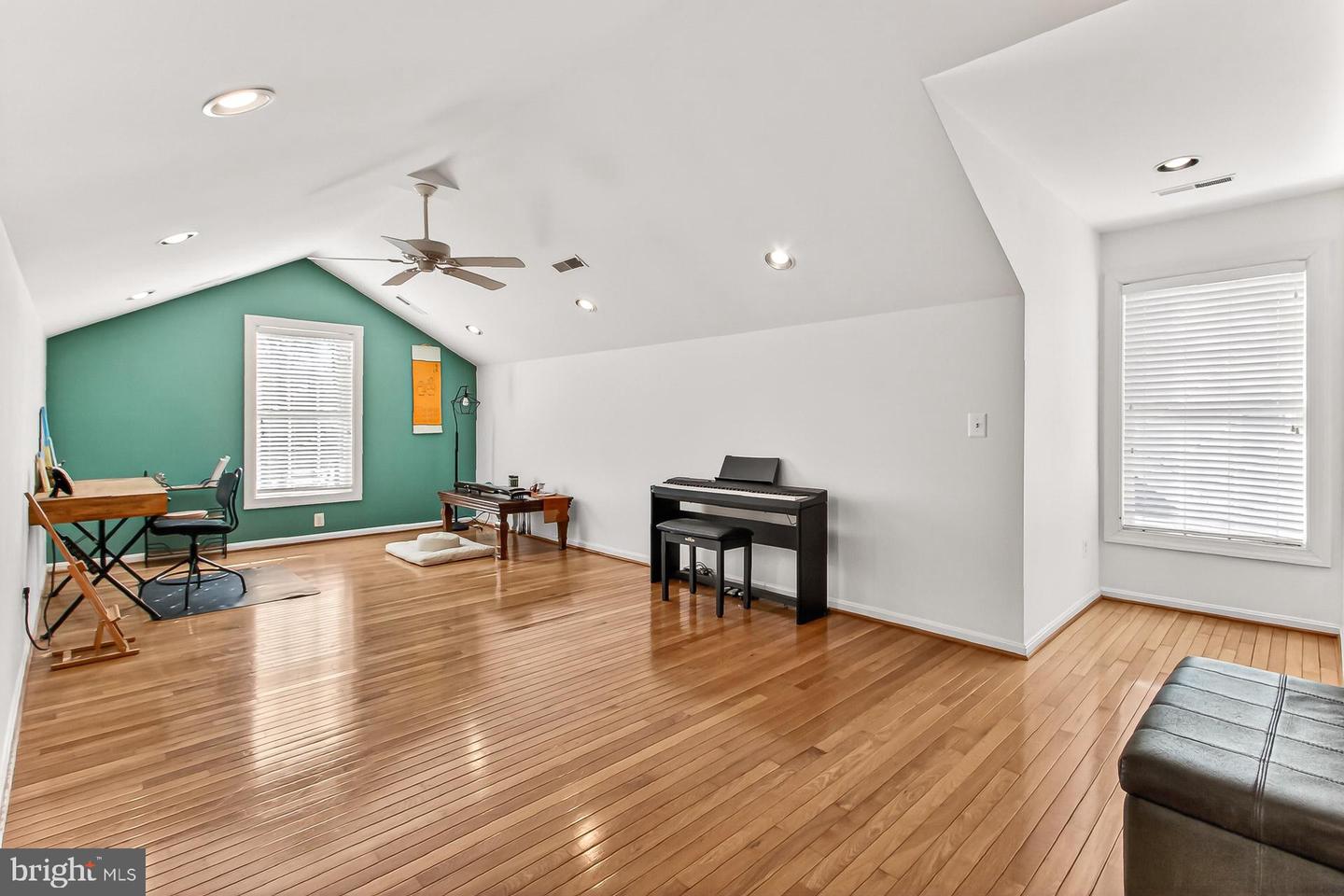 21027 FOREST HIGHLANDS CT, ASHBURN, Virginia 20147, 5 Bedrooms Bedrooms, ,4 BathroomsBathrooms,Residential,For sale,21027 FOREST HIGHLANDS CT,VALO2114756 MLS # VALO2114756