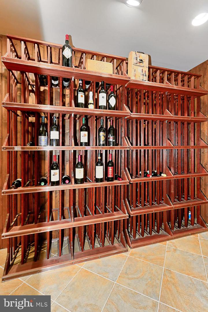 21027 FOREST HIGHLANDS CT, ASHBURN, Virginia 20147, 5 Bedrooms Bedrooms, ,4 BathroomsBathrooms,Residential,For sale,21027 FOREST HIGHLANDS CT,VALO2114756 MLS # VALO2114756