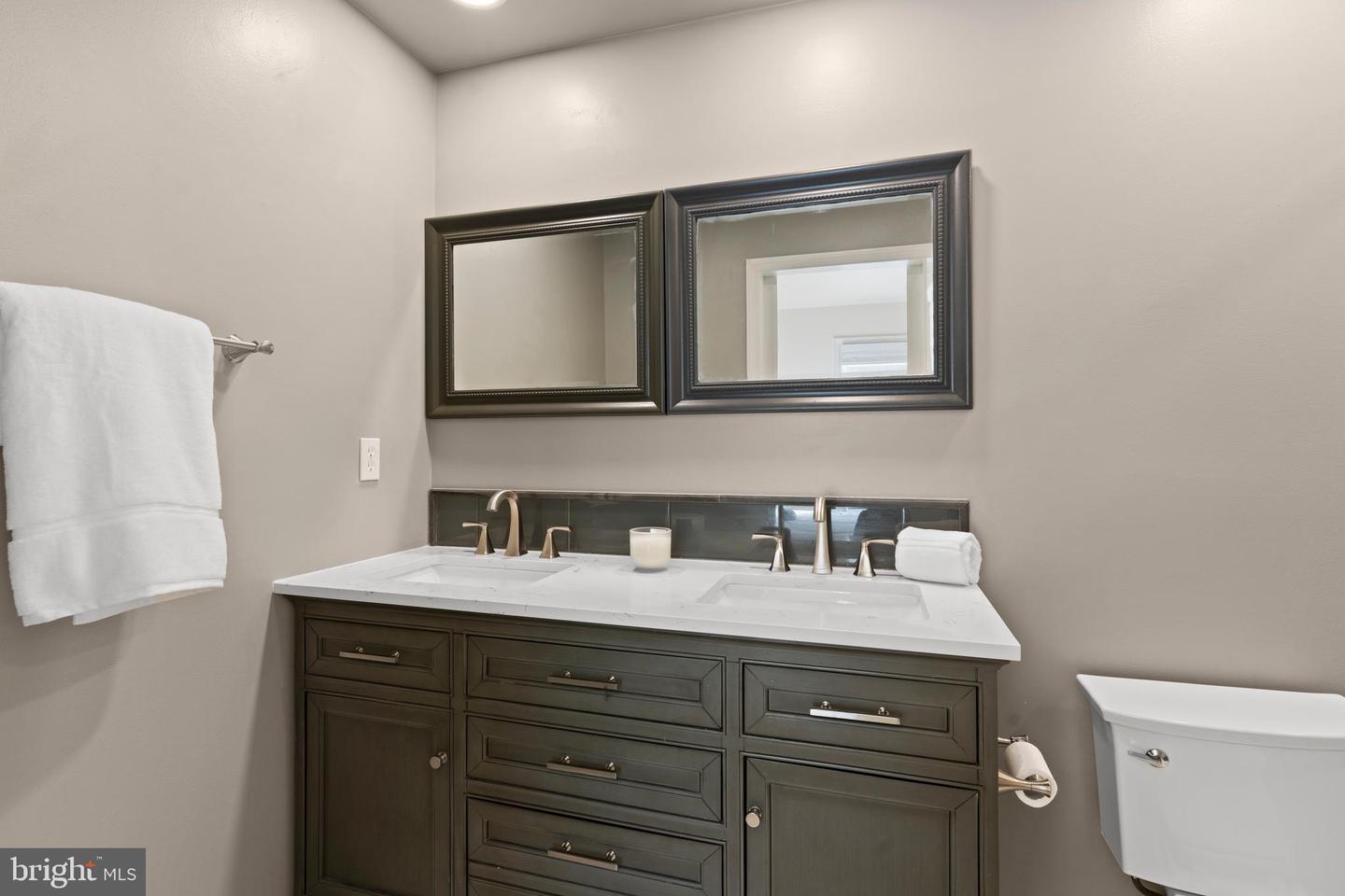 7823 SABRE CT, MANASSAS, Virginia 20109, 3 Bedrooms Bedrooms, ,3 BathroomsBathrooms,Residential,For sale,7823 SABRE CT,VAPW2111352 MLS # VAPW2111352