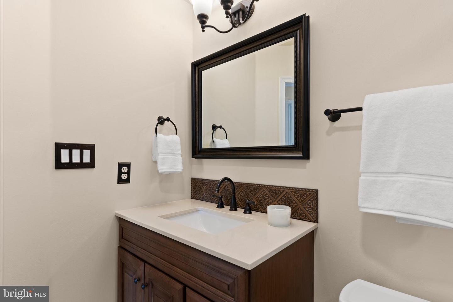 7823 SABRE CT, MANASSAS, Virginia 20109, 3 Bedrooms Bedrooms, ,3 BathroomsBathrooms,Residential,For sale,7823 SABRE CT,VAPW2111352 MLS # VAPW2111352