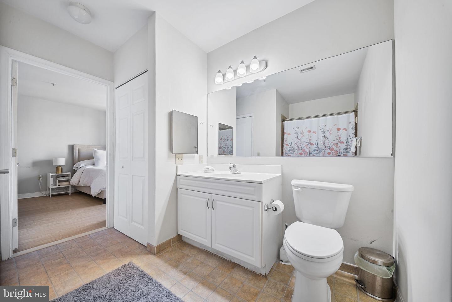 555 MASSACHUSETTS AVE NW #1414, WASHINGTON, District Of Columbia 20001, ,1 BathroomBathrooms,Residential,For sale,555 MASSACHUSETTS AVE NW #1414,DCDC2243448 MLS # DCDC2243448