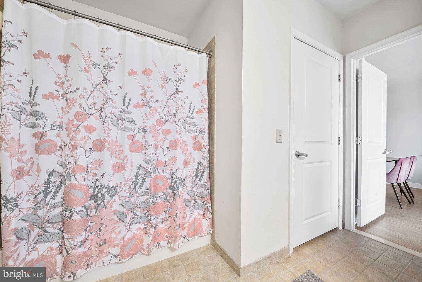 555 MASSACHUSETTS AVE NW #1414, WASHINGTON, District Of Columbia 20001, ,1 BathroomBathrooms,Residential,For sale,555 MASSACHUSETTS AVE NW #1414,DCDC2243448 MLS # DCDC2243448