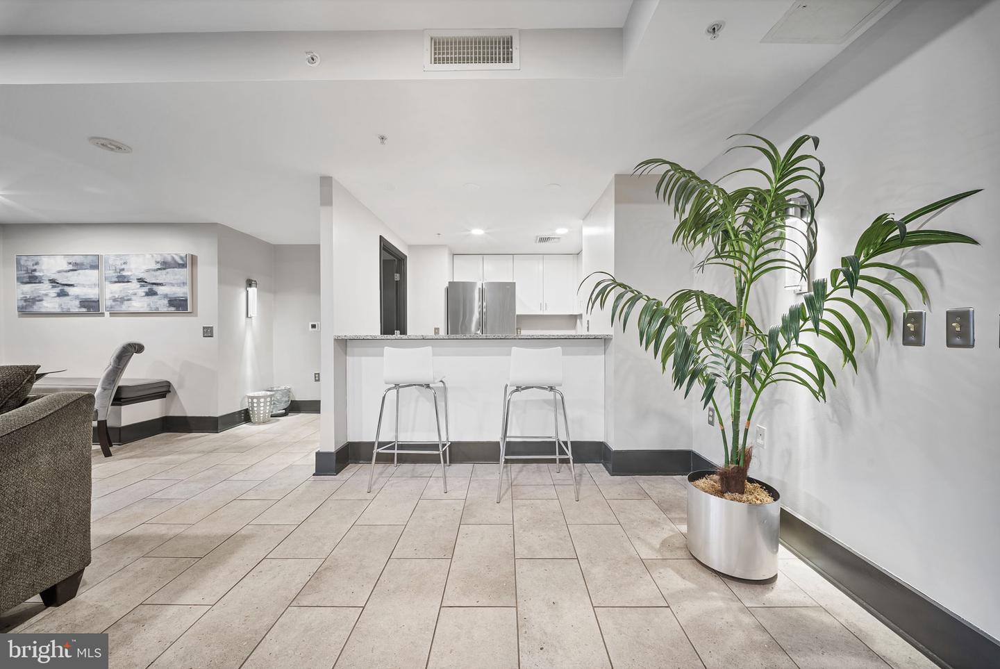 555 MASSACHUSETTS AVE NW #1414, WASHINGTON, District Of Columbia 20001, ,1 BathroomBathrooms,Residential,For sale,555 MASSACHUSETTS AVE NW #1414,DCDC2243448 MLS # DCDC2243448