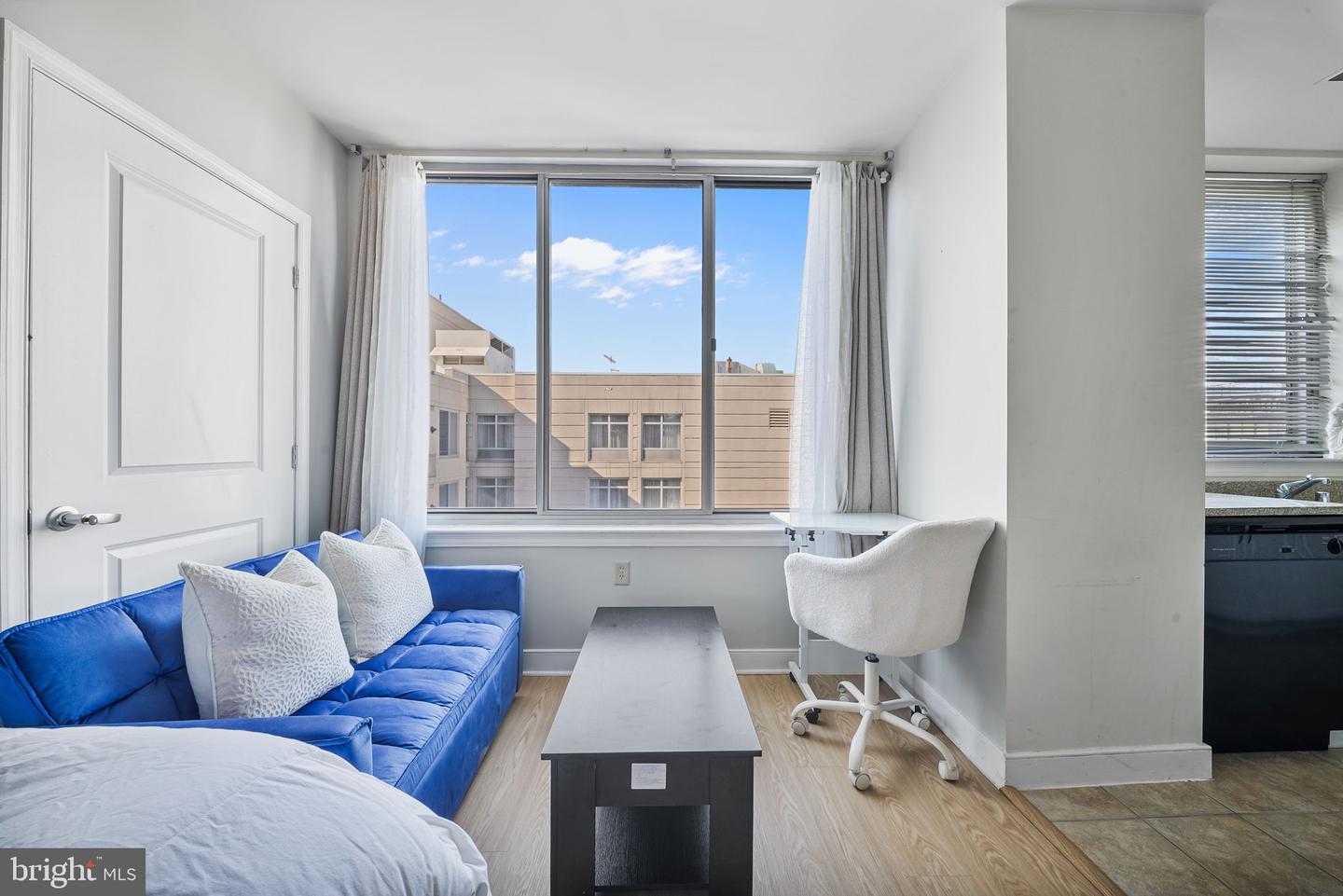 555 MASSACHUSETTS AVE NW #1414, WASHINGTON, District Of Columbia 20001, ,1 BathroomBathrooms,Residential,For sale,555 MASSACHUSETTS AVE NW #1414,DCDC2243448 MLS # DCDC2243448