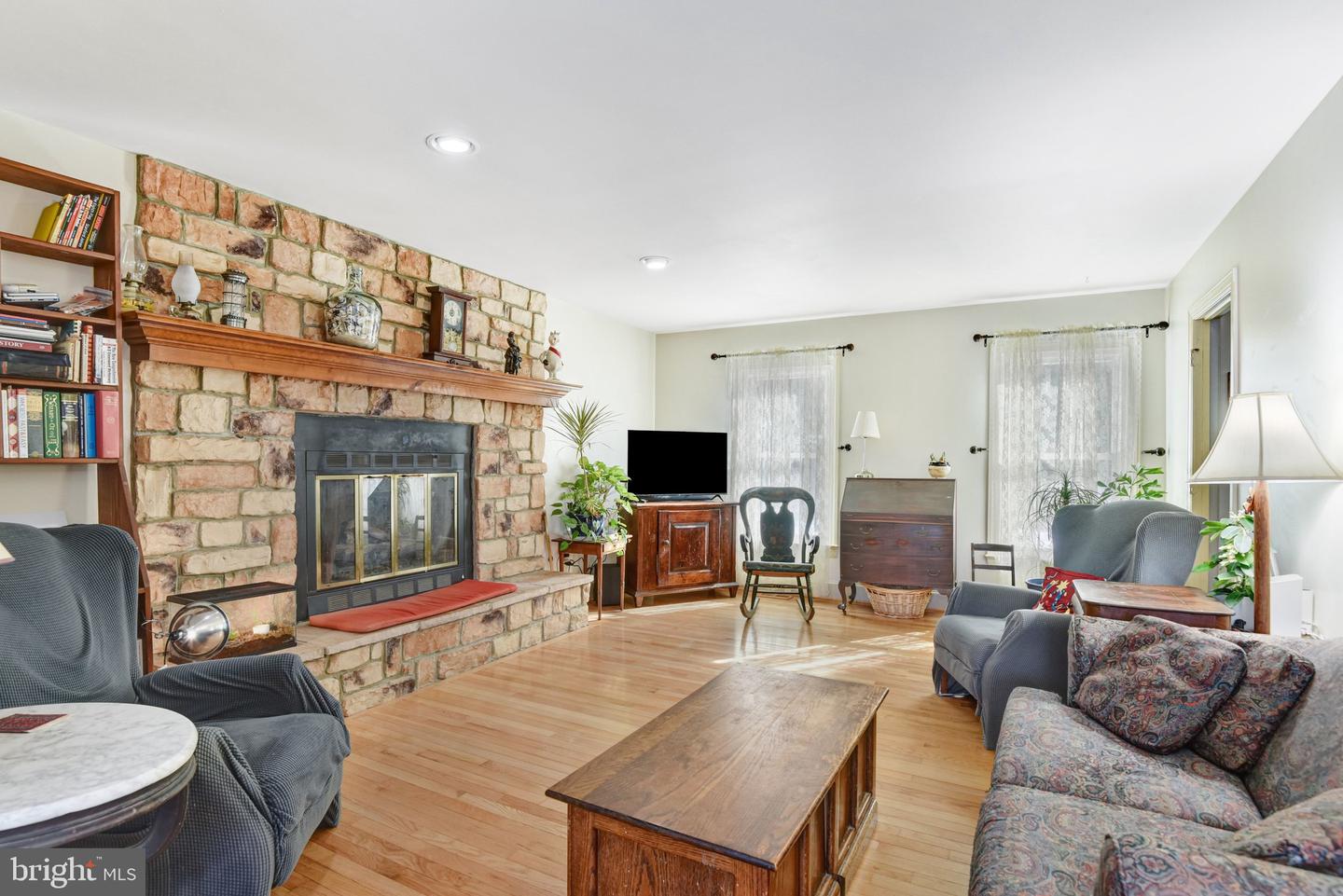 7184 REBEL DR, WARRENTON, Virginia 20187, 4 Bedrooms Bedrooms, ,2 BathroomsBathrooms,Residential,For sale,7184 REBEL DR,VAFQ2020320 MLS # VAFQ2020320