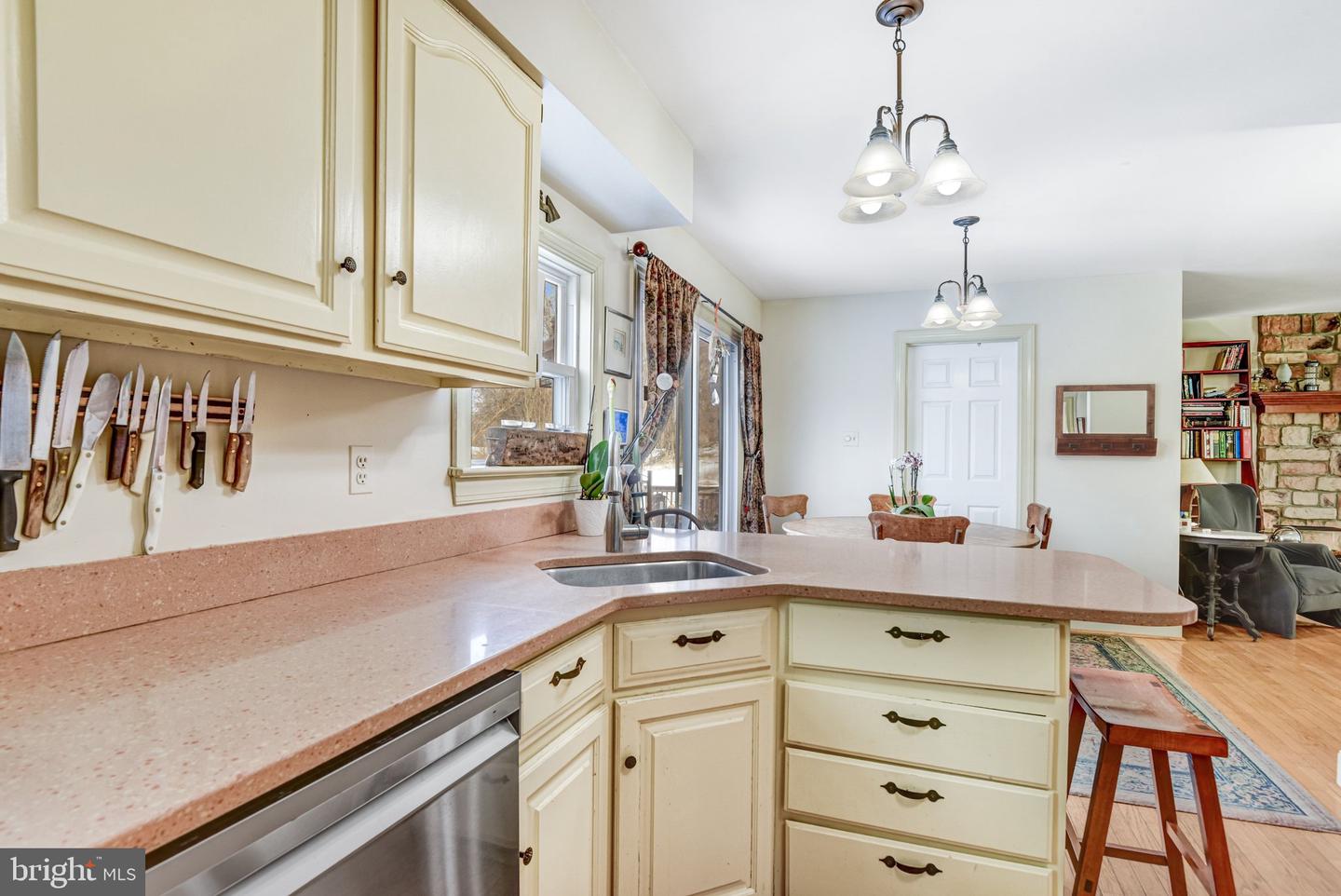 7184 REBEL DR, WARRENTON, Virginia 20187, 4 Bedrooms Bedrooms, ,2 BathroomsBathrooms,Residential,For sale,7184 REBEL DR,VAFQ2020320 MLS # VAFQ2020320