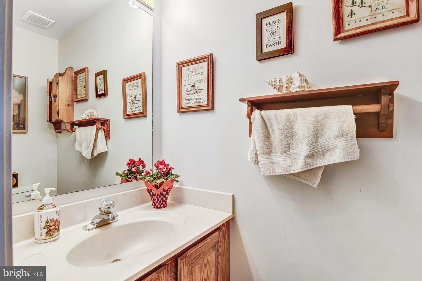 7184 REBEL DR, WARRENTON, Virginia 20187, 4 Bedrooms Bedrooms, ,2 BathroomsBathrooms,Residential,For sale,7184 REBEL DR,VAFQ2020320 MLS # VAFQ2020320