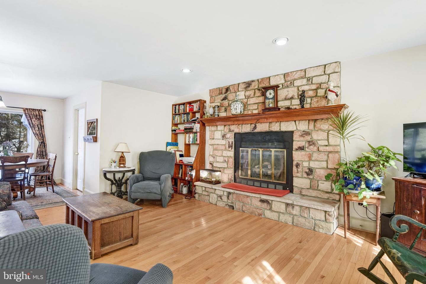 7184 REBEL DR, WARRENTON, Virginia 20187, 4 Bedrooms Bedrooms, ,2 BathroomsBathrooms,Residential,For sale,7184 REBEL DR,VAFQ2020320 MLS # VAFQ2020320