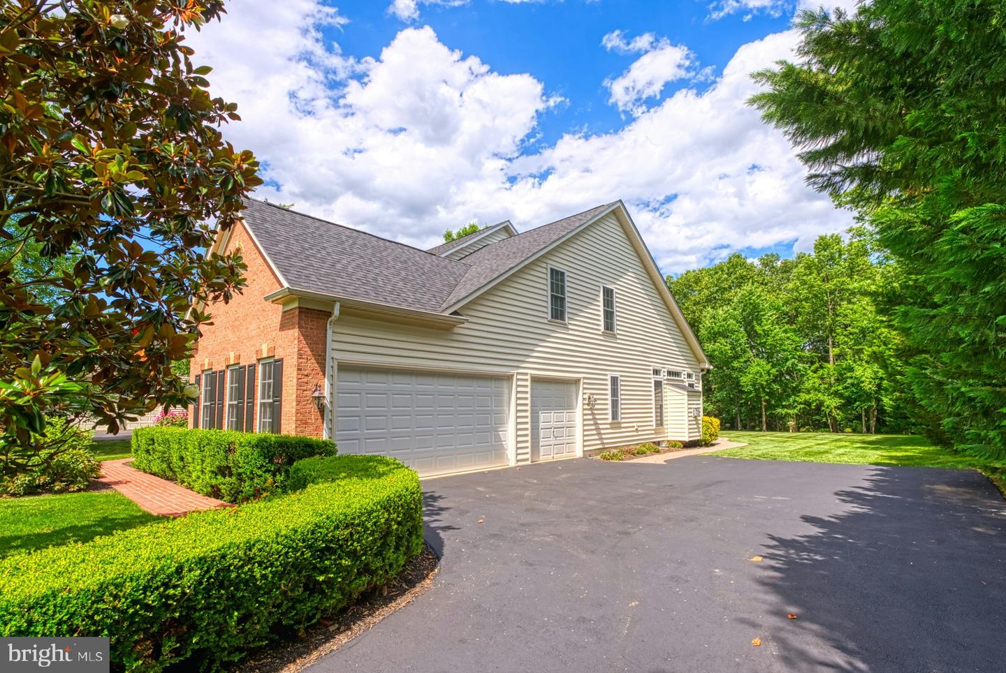 22134 QUAIL POND PL, ASHBURN, Virginia 20148, 4 Bedrooms Bedrooms, ,4 BathroomsBathrooms,Residential,For sale,22134 QUAIL POND PL,VALO2114808 MLS # VALO2114808