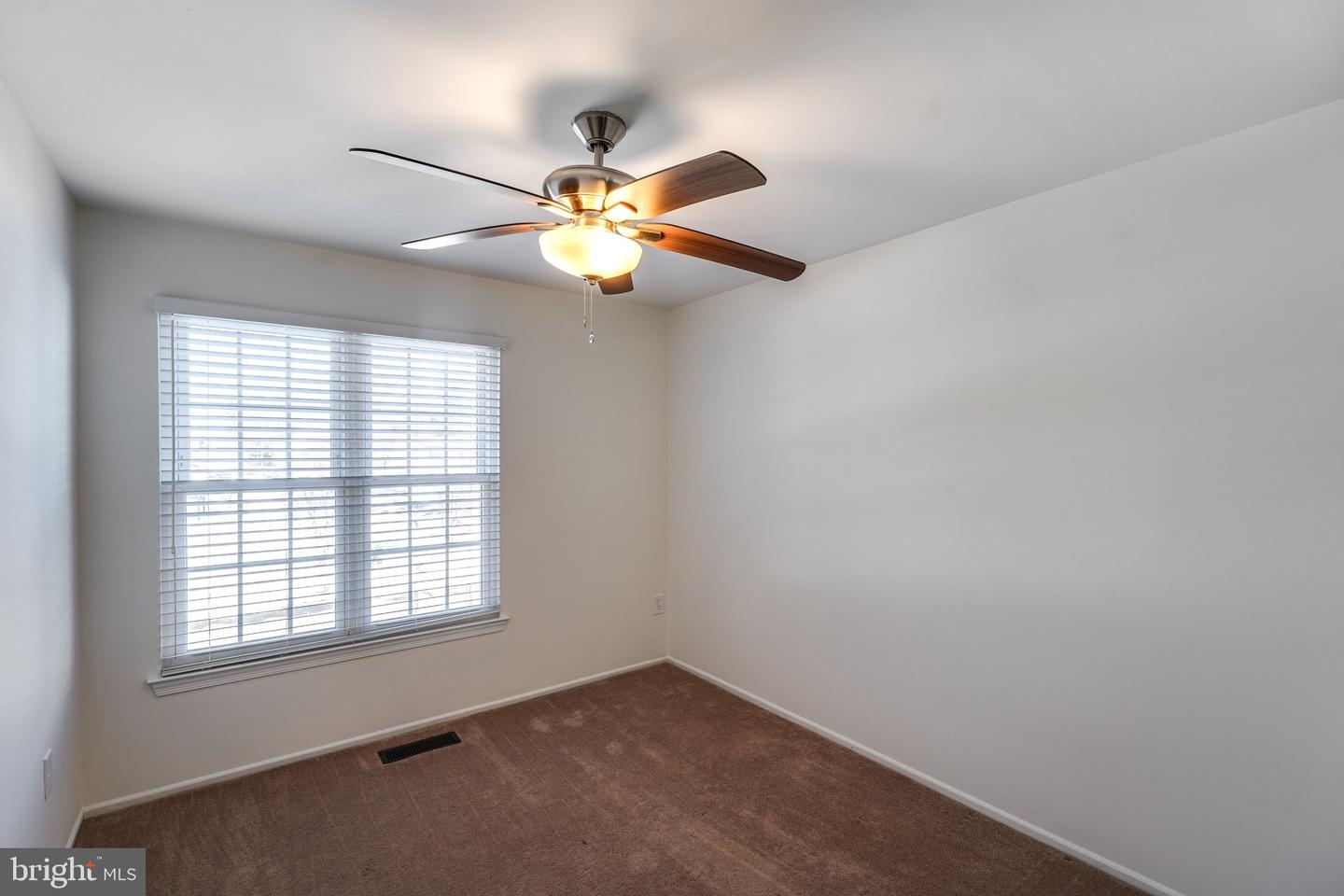 6045 MEYERS LANDING CT, BURKE, Virginia 22015, 3 Bedrooms Bedrooms, ,2 BathroomsBathrooms,Residential,For sale,6045 MEYERS LANDING CT,VAFX2287792 MLS # VAFX2287792