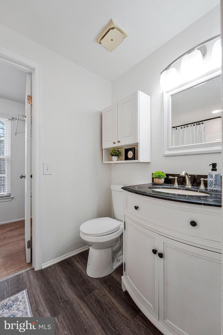 6045 MEYERS LANDING CT, BURKE, Virginia 22015, 3 Bedrooms Bedrooms, ,2 BathroomsBathrooms,Residential,For sale,6045 MEYERS LANDING CT,VAFX2287792 MLS # VAFX2287792