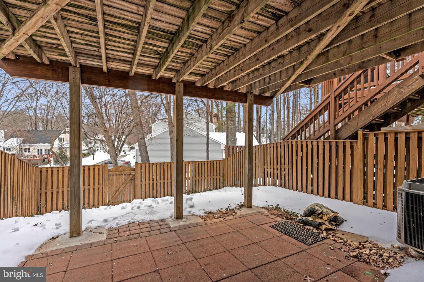 6045 MEYERS LANDING CT, BURKE, Virginia 22015, 3 Bedrooms Bedrooms, ,2 BathroomsBathrooms,Residential,For sale,6045 MEYERS LANDING CT,VAFX2287792 MLS # VAFX2287792