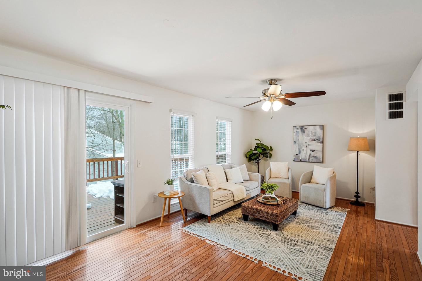 6045 MEYERS LANDING CT, BURKE, Virginia 22015, 3 Bedrooms Bedrooms, ,2 BathroomsBathrooms,Residential,For sale,6045 MEYERS LANDING CT,VAFX2287792 MLS # VAFX2287792