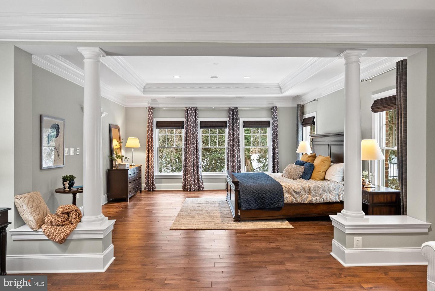 6817 STOCKWELL MANOR DR, FALLS CHURCH, Virginia 22043, 5 Bedrooms Bedrooms, ,4 BathroomsBathrooms,Residential,For sale,6817 STOCKWELL MANOR DR,VAFX2287828 MLS # VAFX2287828