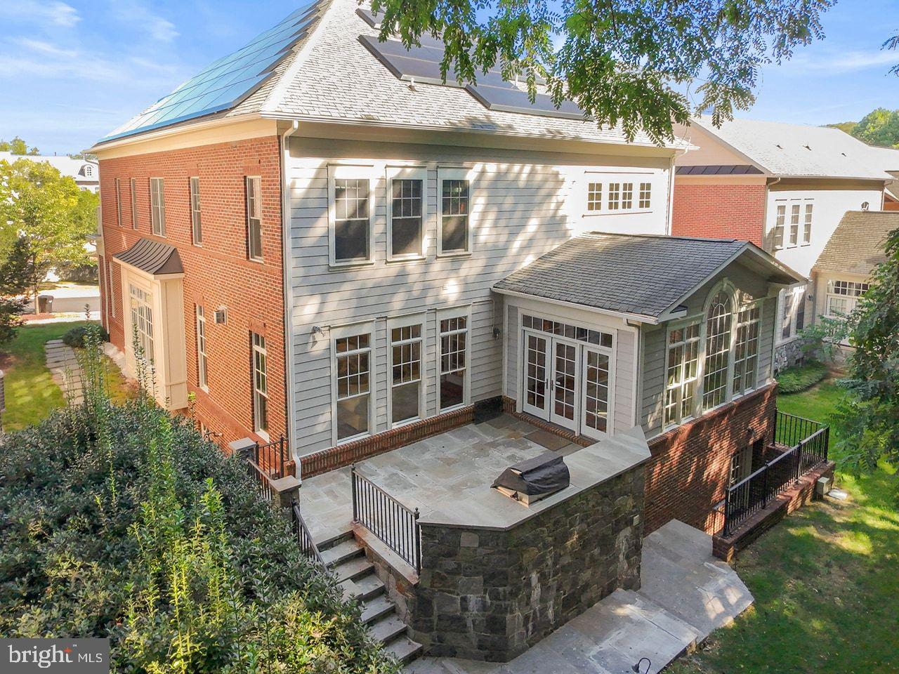 6817 STOCKWELL MANOR DR, FALLS CHURCH, Virginia 22043, 5 Bedrooms Bedrooms, ,4 BathroomsBathrooms,Residential,For sale,6817 STOCKWELL MANOR DR,VAFX2287828 MLS # VAFX2287828