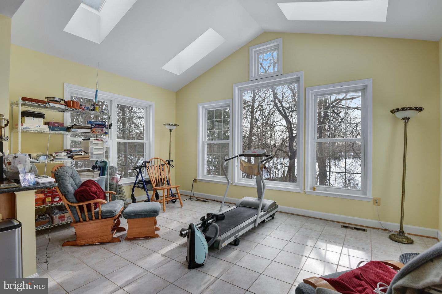 14237 CLUBHOUSE RD, GAINESVILLE, Virginia 20155, 4 Bedrooms Bedrooms, ,3 BathroomsBathrooms,Residential,For sale,14237 CLUBHOUSE RD,VAPW2111416 MLS # VAPW2111416