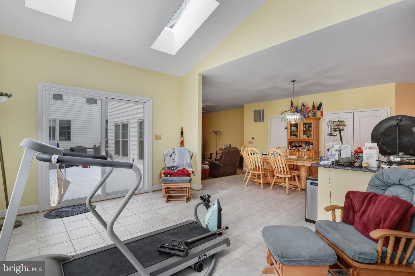 14237 CLUBHOUSE RD, GAINESVILLE, Virginia 20155, 4 Bedrooms Bedrooms, ,3 BathroomsBathrooms,Residential,For sale,14237 CLUBHOUSE RD,VAPW2111416 MLS # VAPW2111416