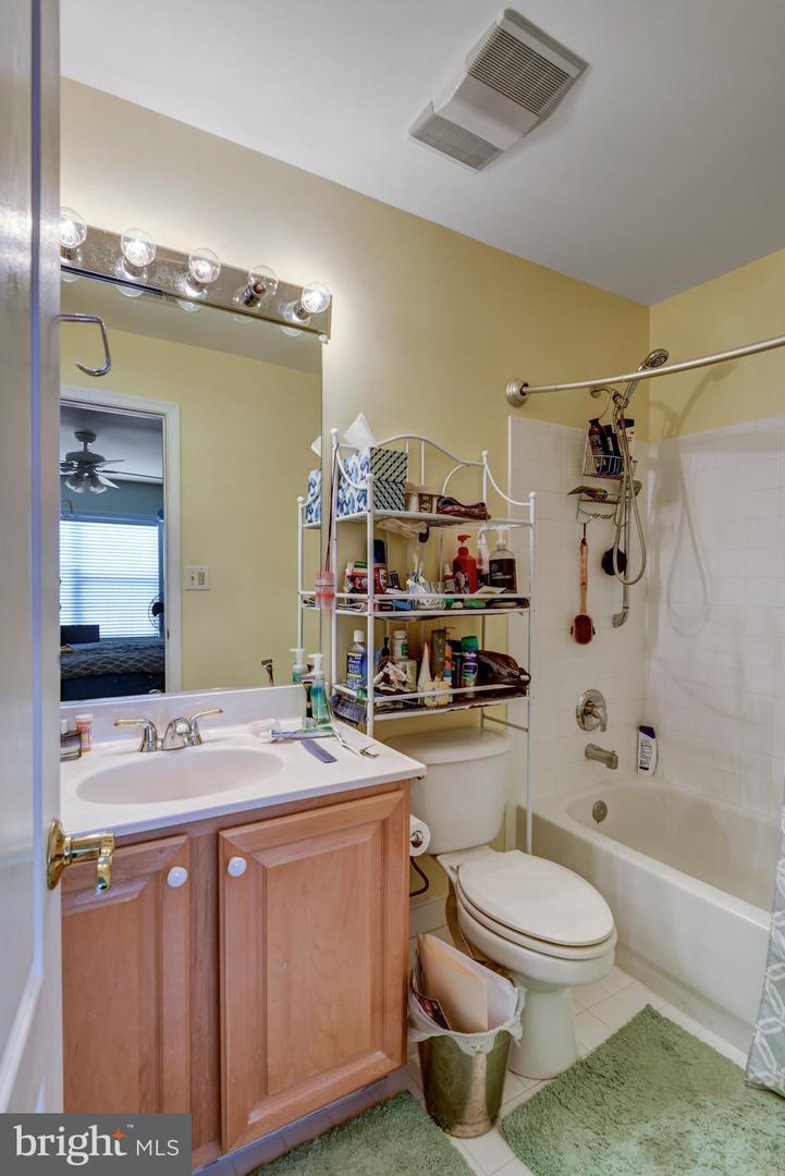 14237 CLUBHOUSE RD, GAINESVILLE, Virginia 20155, 4 Bedrooms Bedrooms, ,3 BathroomsBathrooms,Residential,For sale,14237 CLUBHOUSE RD,VAPW2111416 MLS # VAPW2111416